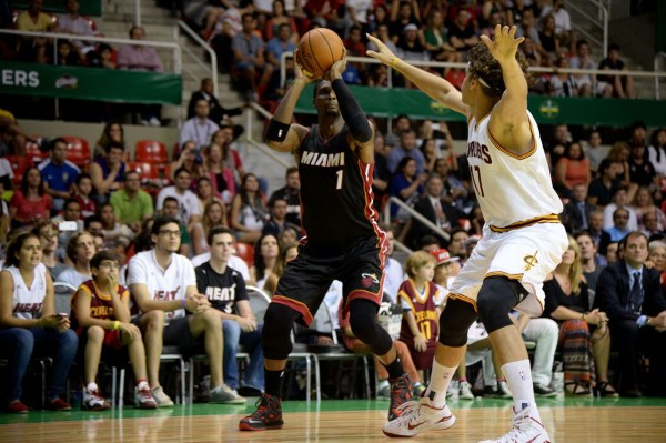 加强团队凝 加强团队凝