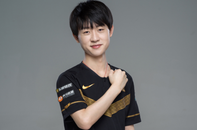 更多的精彩 更多的精彩