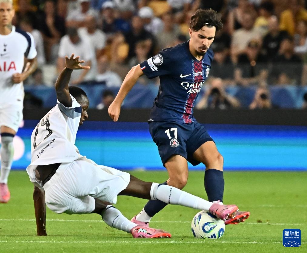 动作轻柔缓 动作轻柔缓